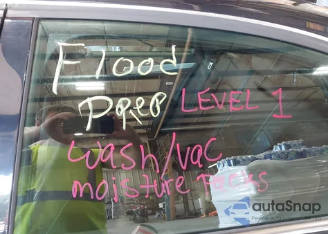 2016 Audi A4 2.0T Premium z USA, uszkodzony, nr VIN WAUFFAFL9GN009855